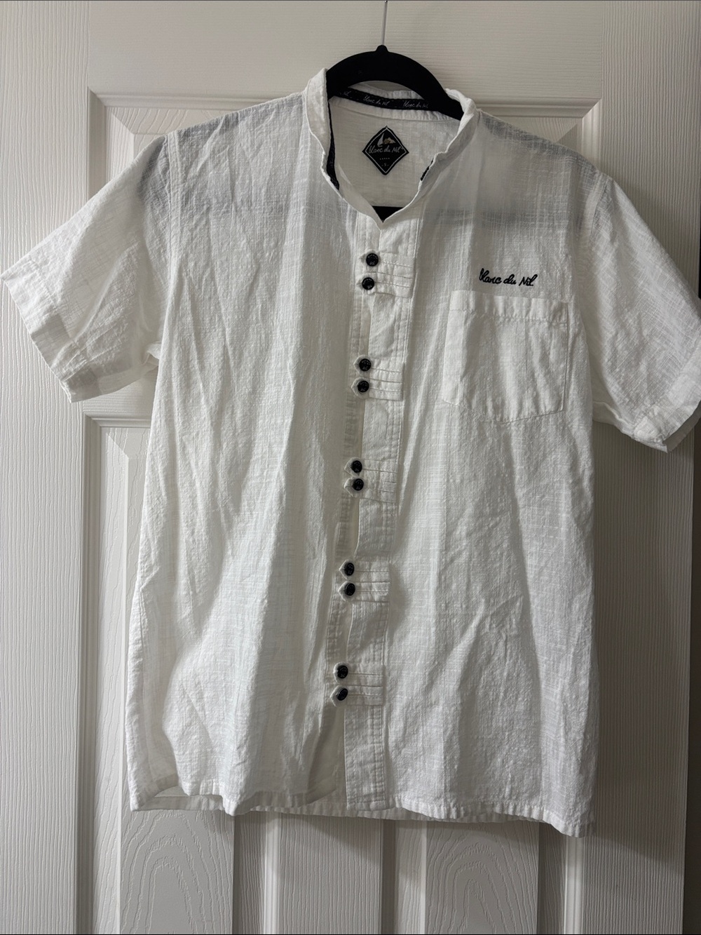 Vero de Mil White Short-Sleeve Casual Button-Down Shirt